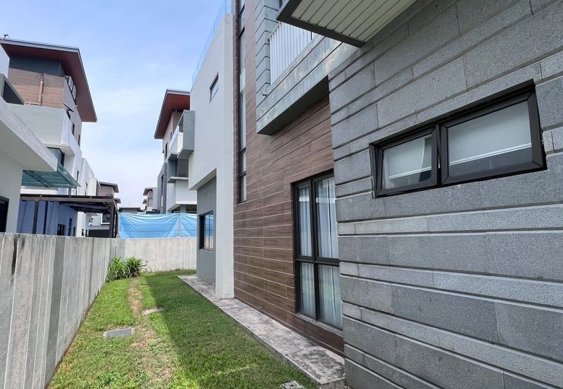 Long Branch Residences