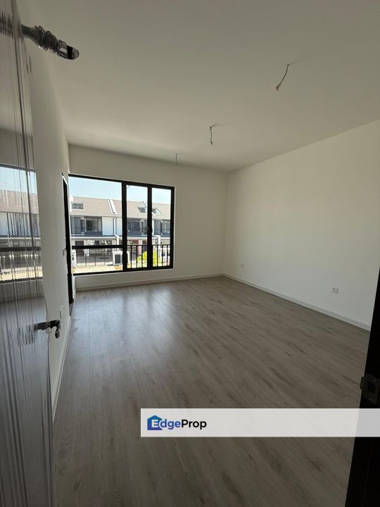 [BRAND NEW] Bandar Bukit Raja 20x75sqft Klang , Selangor, Klang