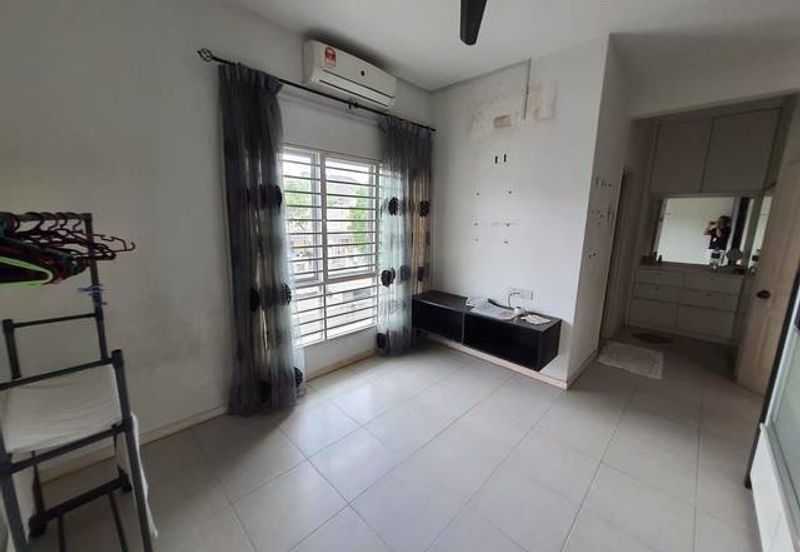 Tropika@ D'Alpinia, Puchong South, Selangor