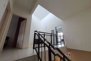 Tropika@ D'Alpinia, Puchong South, Selangor