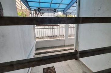 Tropika@ D'Alpinia, Puchong South, Selangor