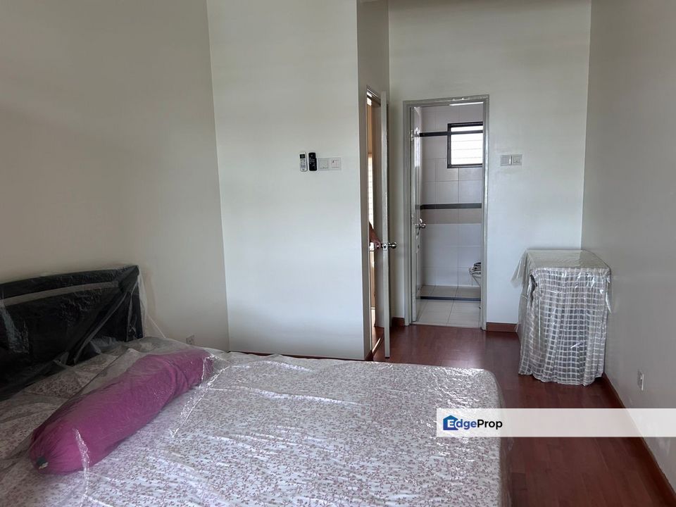 Avira@ ENDLOT Bandar Bukit Raja Klang 34x75sq 5R5B, Selangor, Klang