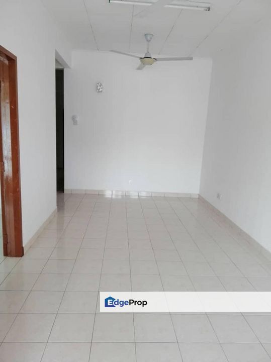 Bandar Bukit Raja Jalan Makyong 1 STY BASIC 20x65sqft Klang, Selangor, Klang