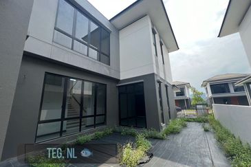 Dremien @ Eco Ardence