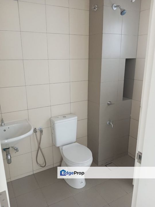 Bandar Bukit Raja ALURA (New House) 20x75sf 4R3B Klang, Selangor, Klang