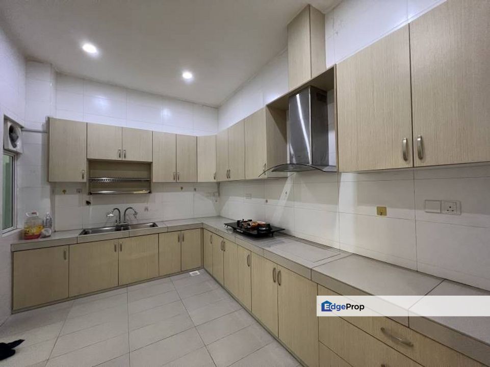 NEGOTIABLE Bandar Bestari Canary Garden 32x84sqft 5R5B Klang, Selangor, Klang