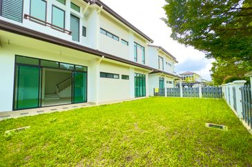 Tenderfields @ Eco Majestic