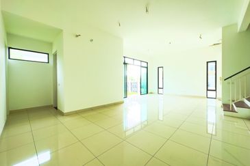 Tenderfields @ Eco Majestic