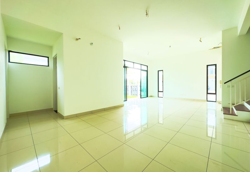 Tenderfields @ Eco Majestic