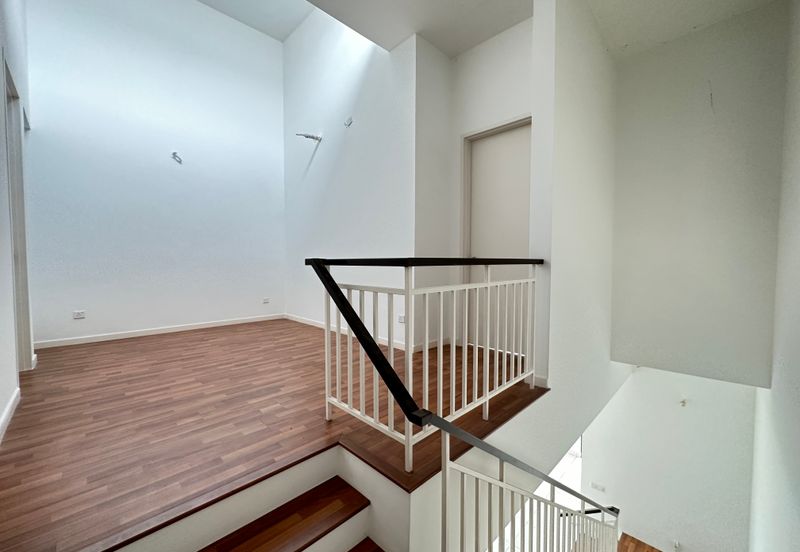 Tenderfields @ Eco Majestic