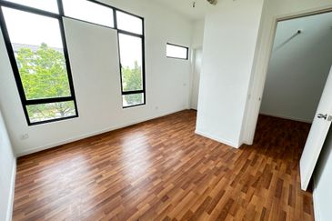 Tenderfields @ Eco Majestic