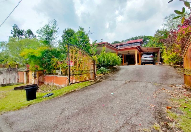 Kampung Sungai Kantan