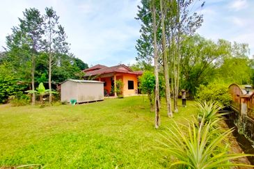 Kampung Sungai Kantan