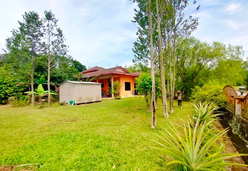 Kampung Sungai Kantan