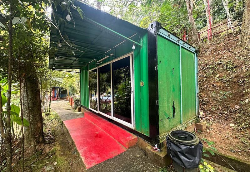 Resort/Chalet Air Terjun Sungai Sendat Ulu Yam Batang Kali