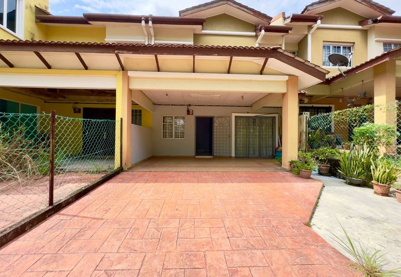 Bandar Tun Hussein Onn