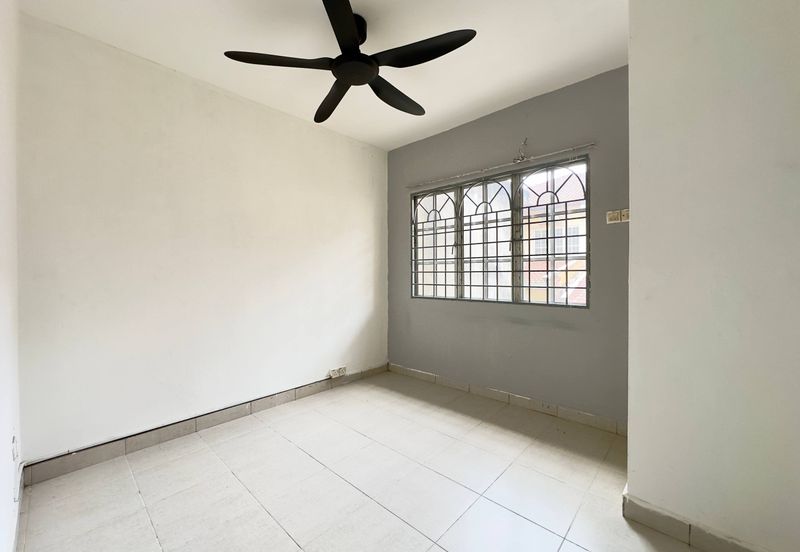 Bandar Tun Hussein Onn