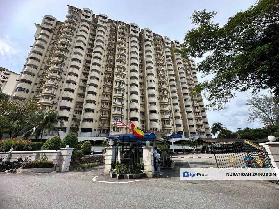 CORNER UNIT | SHANG VILLA CONDOMINIUM PETALING JAYA , Selangor, Petaling Jaya