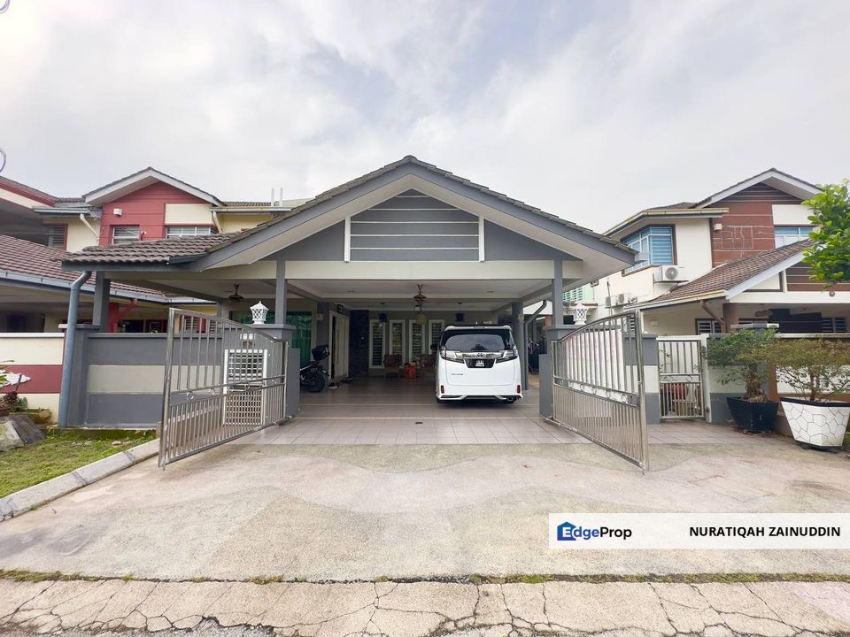 TAMAN JELOK IMPIAN KAJANG - FULLY RENOVATED SEMI DETACHED DOUBLE STOREY , Selangor, Kajang