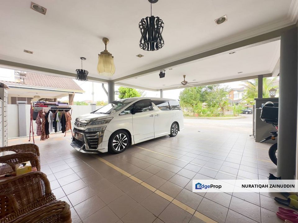 TAMAN JELOK IMPIAN KAJANG - FULLY RENOVATED SEMI DETACHED DOUBLE STOREY , Selangor, Kajang