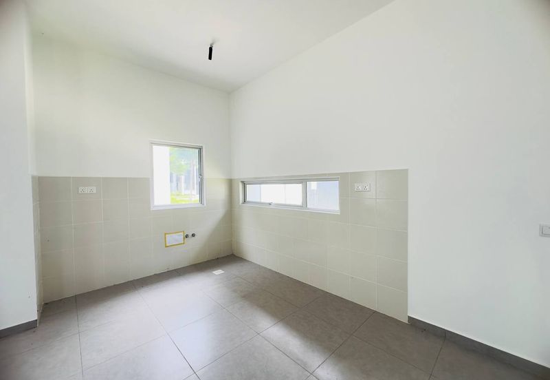 Hazelton @ Eco Forest 3