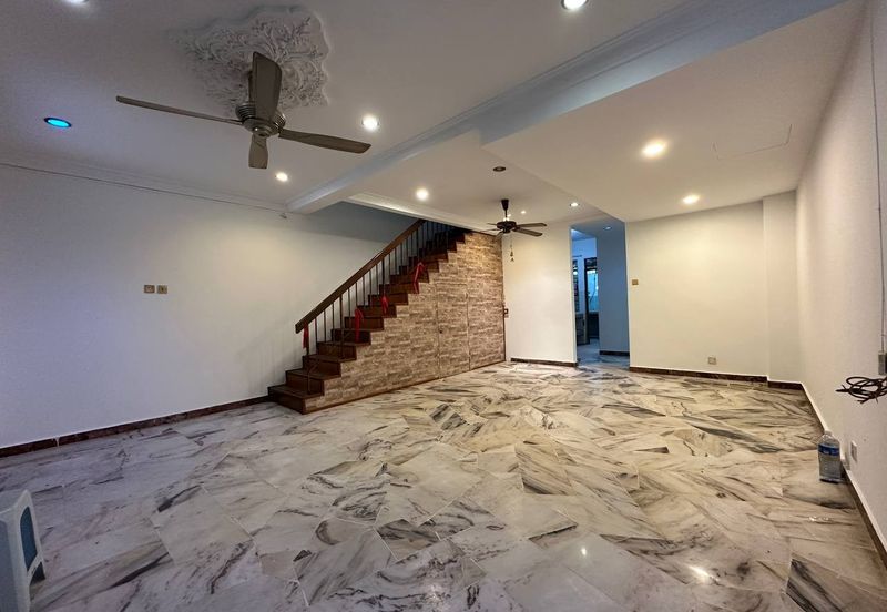 Taman Saujana Puchong