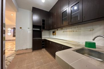 Taman Saujana Puchong