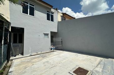 La Cottage Taman Putra Perdana