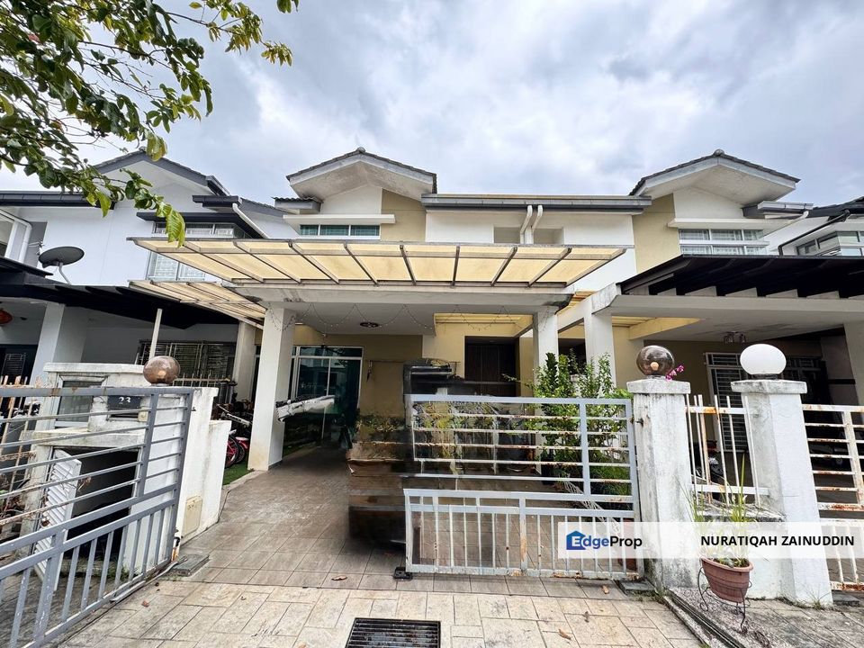 DOUBLE STOREY TERRACE CLUSTER D'ALPINIA BANDAR 16 SIERRA PUCHONG , Selangor, Puchong South