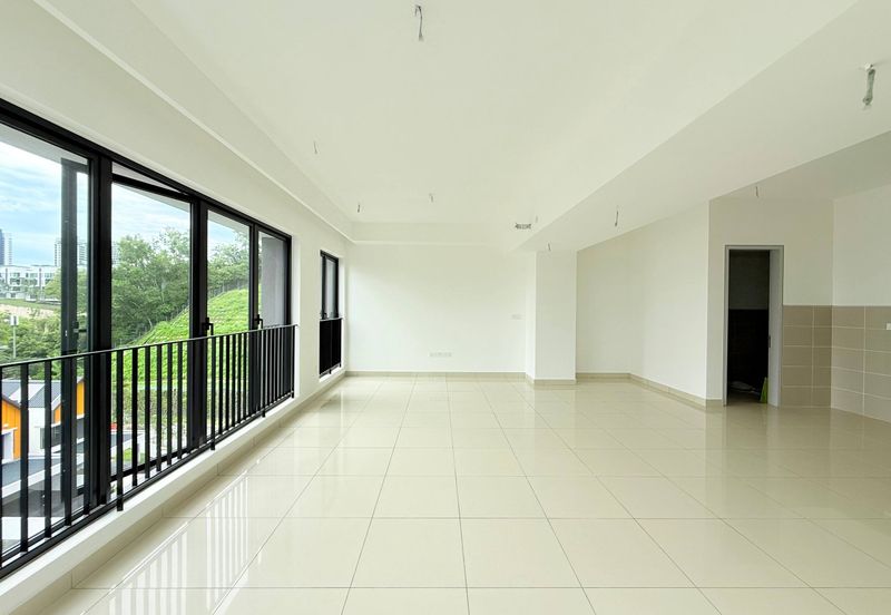 East 57 (Residensi Laman Timur)