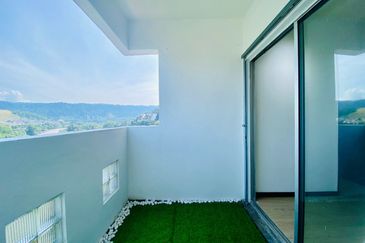 Residensi Bistaria, Ukay Bistari