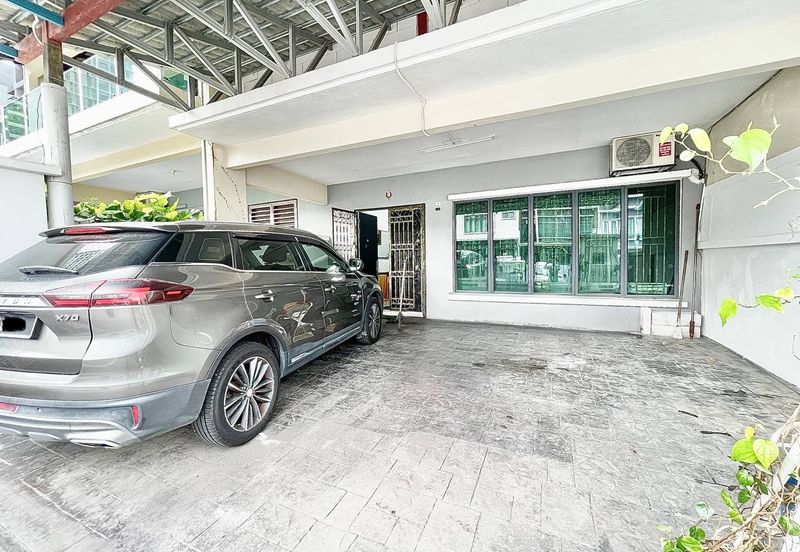 D'Premier @ Bandar Damai Perdana