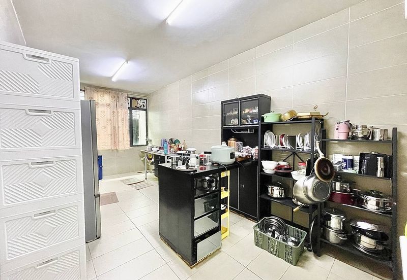 D'Premier @ Bandar Damai Perdana