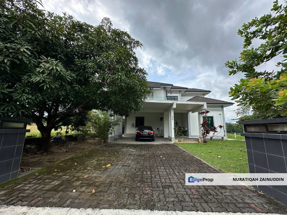 BUNGALOW HOUSE AT STAFFIELD COUNTRY RESORT MANTIN NEGERI SEMBILAN, Negeri Sembilan, Mantin