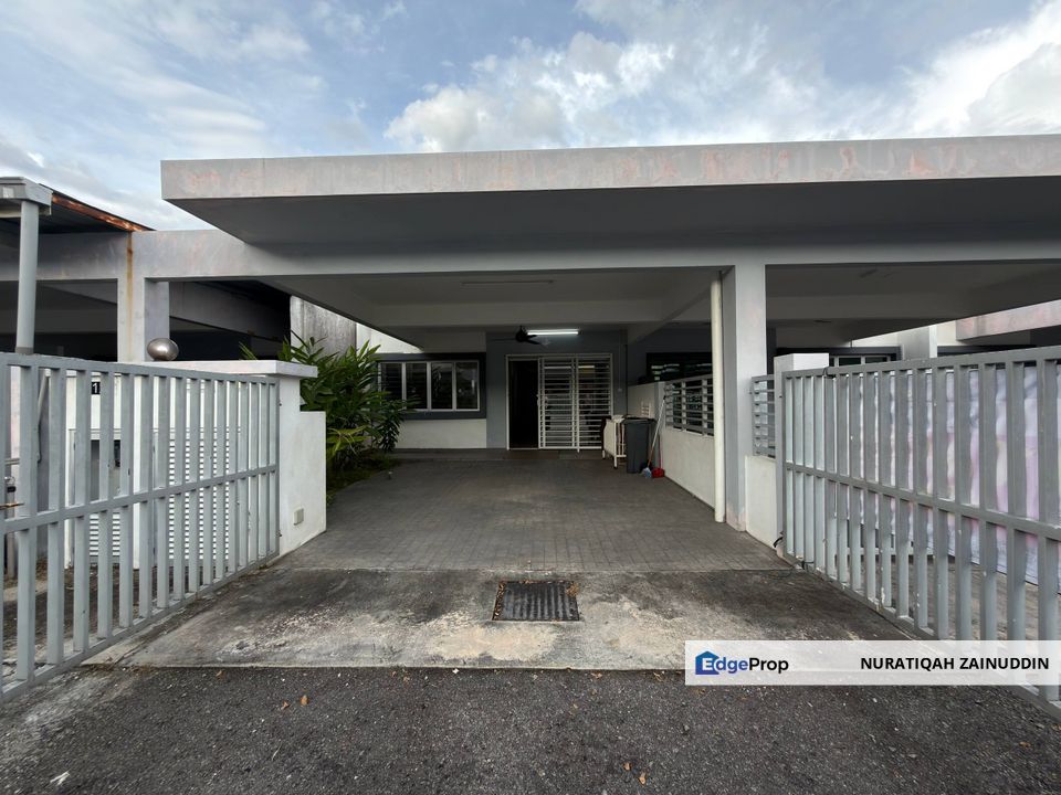 SINGLE STOREY ALBURY 1 BANDAR MAHKOTA HILLS LENGGENG NEGERI SEMBILAN, Negeri Sembilan, Lenggeng