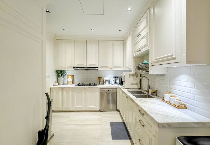 Mirage By The Lake @ Perdana Lakeview West