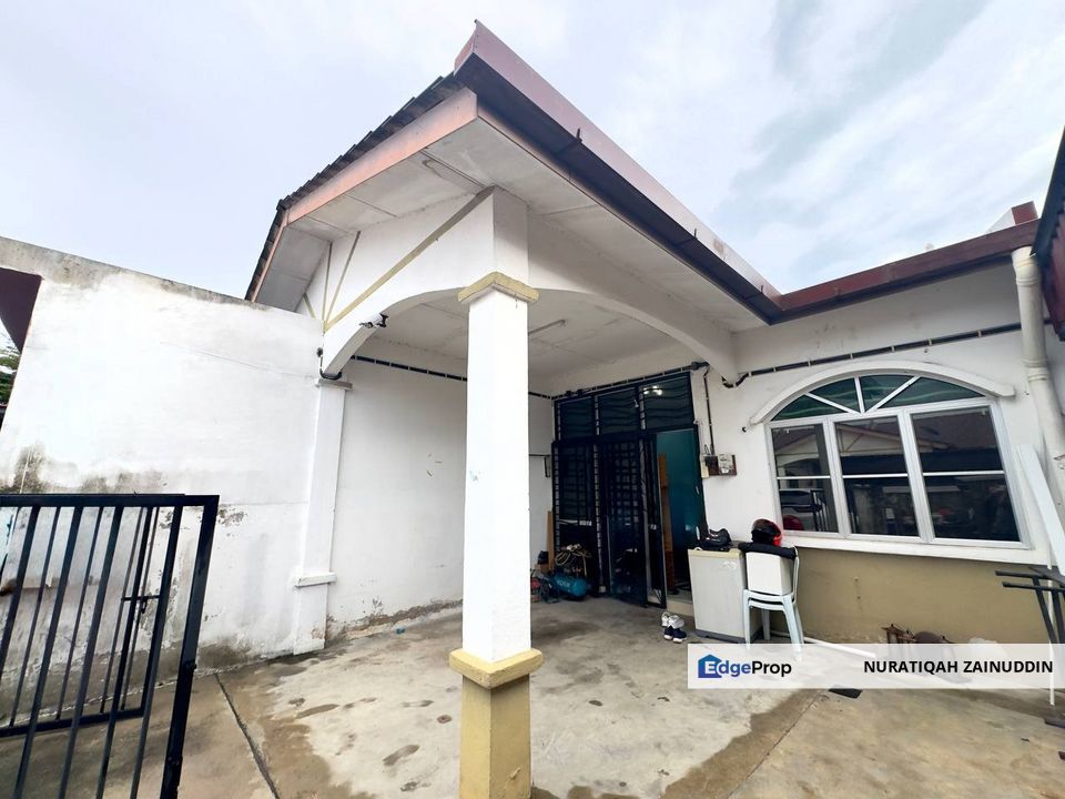 SINGLE STOREY TERRACE JALAN LOMBONG PERAK SEKSYEN 29 SHAH ALAM FOR SALES, Selangor, Klang