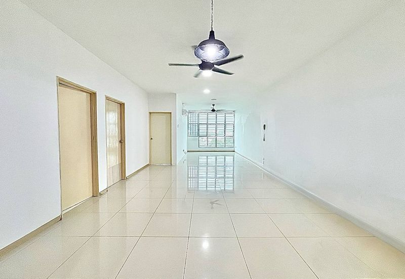 Vista Alam Serviced Apartment