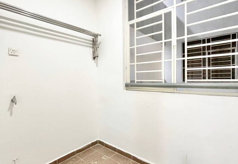 Vista Alam Serviced Apartment