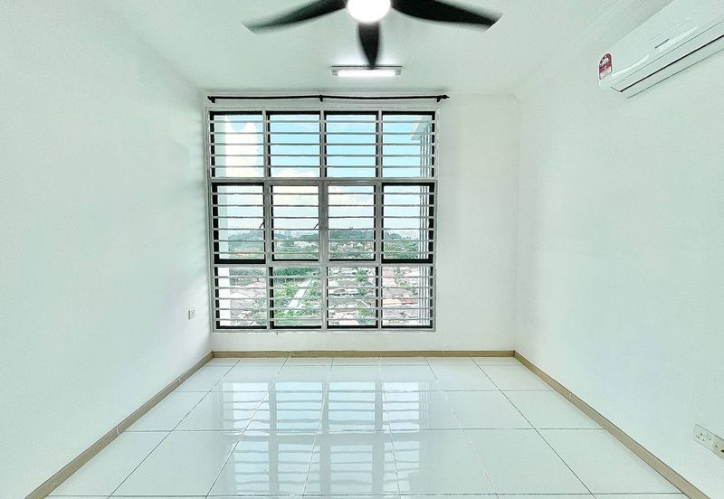 Vista Alam Serviced Apartment