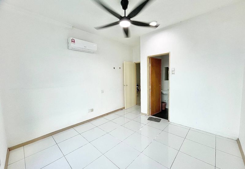 Vista Alam Serviced Apartment