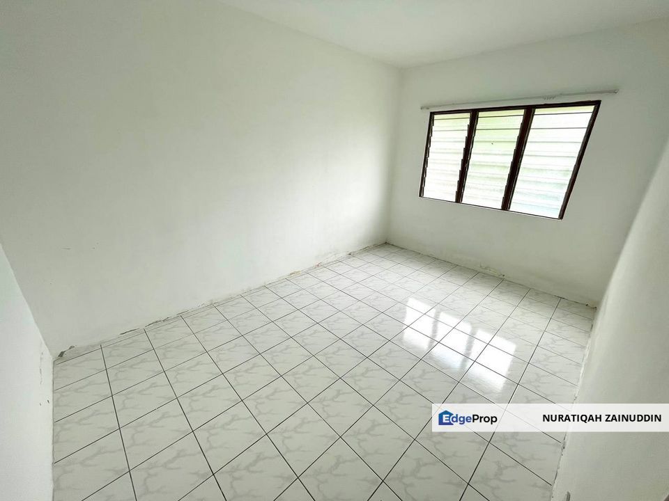 LEVEL 1 🔥 PANGSAPURI BAIDURI BANDAR TASIK KESUMA BERANANG , Selangor, Beranang