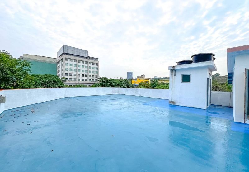 Bandar Tun Razak Business Centre