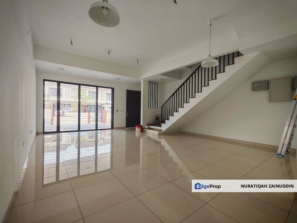 DOUBLE STOREY TERRACE ELMINA GREEN 1 FOR SALE, Selangor, Shah Alam