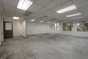 Medan Putra Business Centre