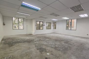 Medan Putra Business Centre