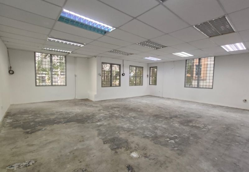 Medan Putra Business Centre