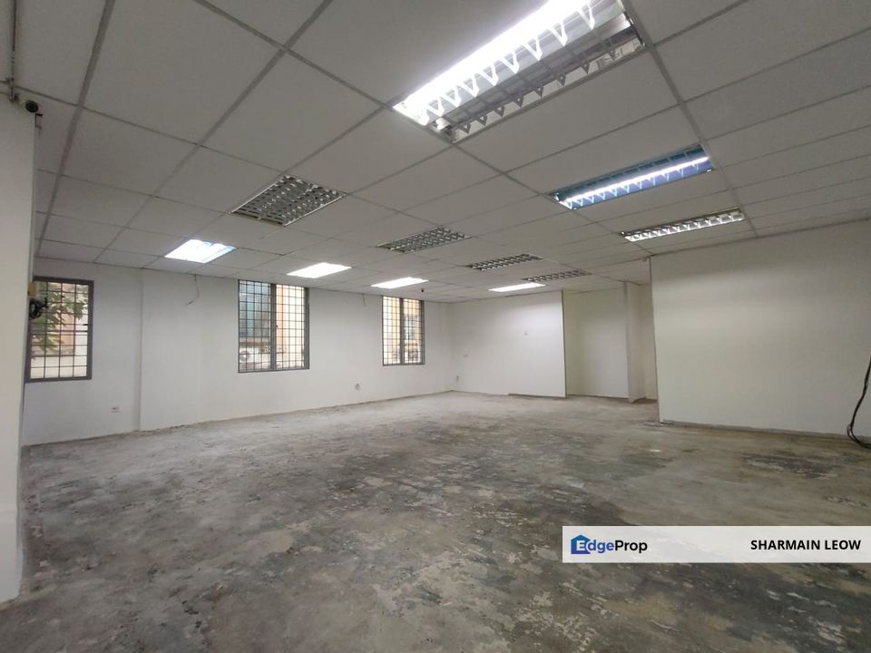 Infront of Desa Parkcity Office Medan Putra Business Centre Bandar Menjalara Kepong , Kuala Lumpur, Kepong