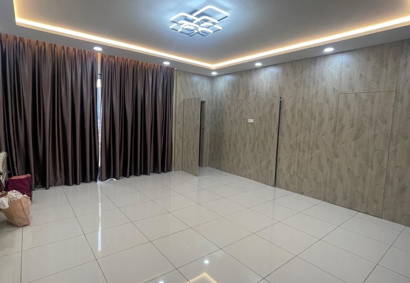 Imperial Hatamas Condominium