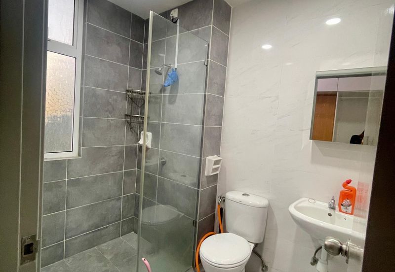 Imperial Hatamas Condominium